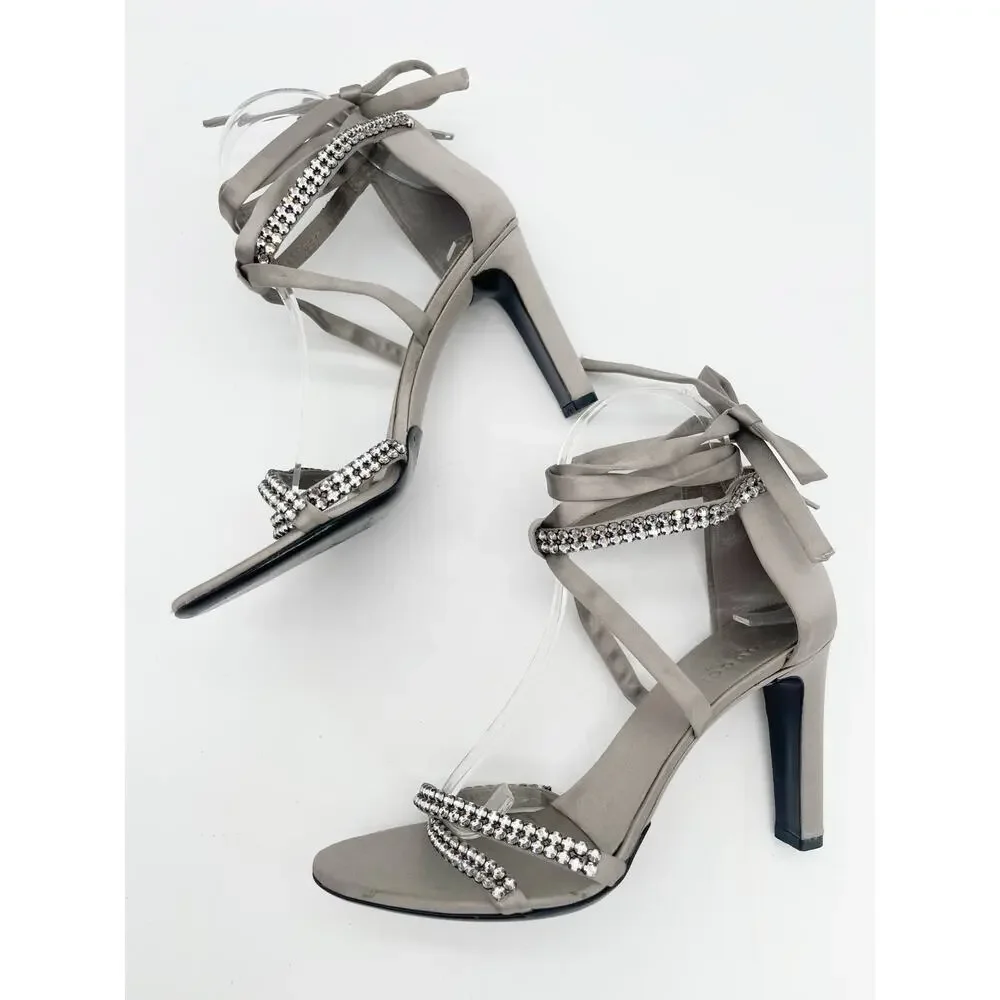 Gucci 2004 Tom Ford Silver Silk Crystal Strap Ankle Wrap Tie Heels Sandals US 8